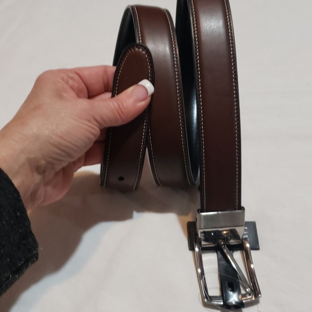 NWT ❤reversible belt